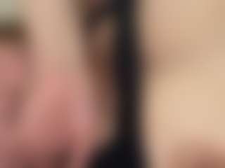 Live cam show with Cowgirlc - Tease Big Tits on Milfs Live