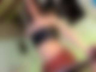 Live cam show with Alexia-corleoni - Smoking on Camsoda