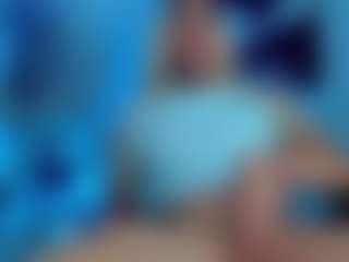 JuliaBulette's Live Sex Cam Show