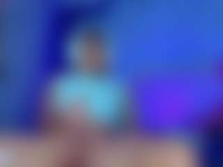 Live cam show with JuliaBulette - Spank on SmokeAndPoke