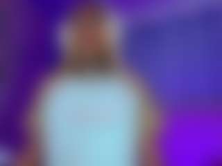 Live cam show with JuliaBulette - Tease on Gym Cam Girls