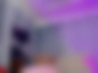 Live cam show with JuliaBulette - Black Hair on Camsoda