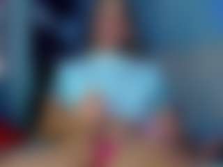 JuliaBulette's Live Sex Cam Show