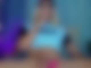 Live cam show with JuliaBulette - Lean on Camsoda