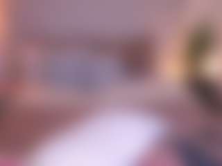 Live cam show with nicoleth18 - Sexy on Mixed Magazine Live