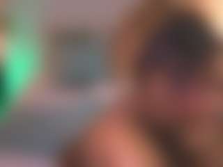 nicoleth18's Live Sex Cam Show