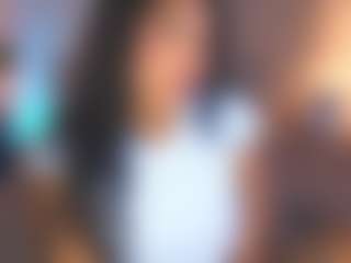Spettacolo in cam dal vivo con nicoleth18 - Camel Toe su Camsoda
