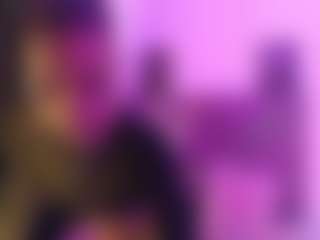 Live cam show with KAROLLA-BIGCOCK - Black Hair on CamSextacy