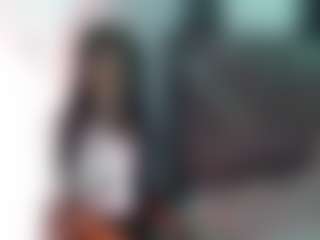 Show in cam erotica live di KAROLLA-BIGCOCK