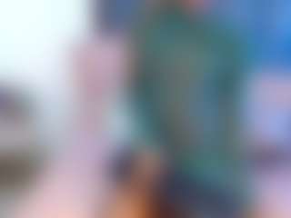 Live cam show with KAROLLA-BIGCOCK - Nipple Piercings on camgirlchat.live