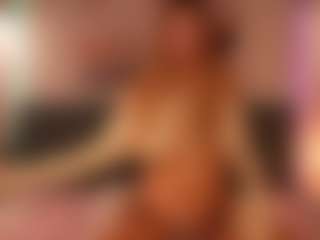Live cam show with LouiseMiler - Thong on slutload