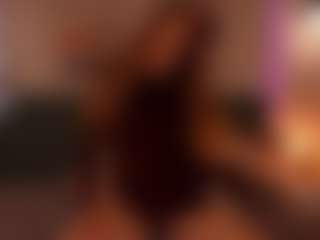 Live cam show with LouiseMiler - Thong on Camsoda Late Night