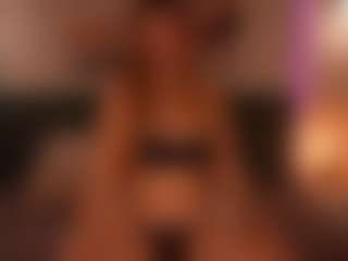 Live cam show with LouiseMiler - Domination on StripNow