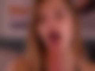 Live cam show with LouiseMiler - HD on CamClone