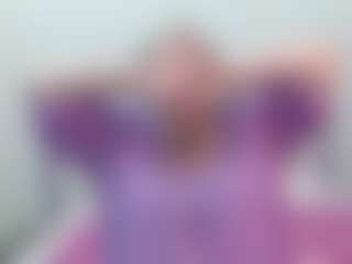 Live cam show with KayleSmoll - Granny Big Ass on Sweet Sext