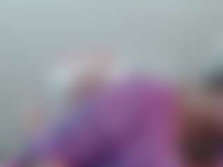 Live cam show with KayleSmoll - Old on googirlz