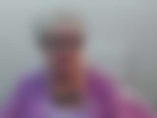 Live cam show with KayleSmoll - Granny Latina on CSO-WL