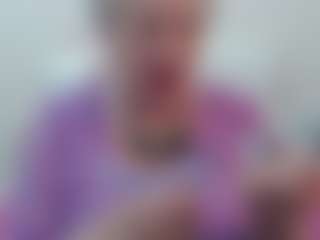 Live cam show with KayleSmoll - Interactivetoy Granny on wildcum.com