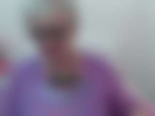 Live cam show with KayleSmoll - Granny on fapnchat