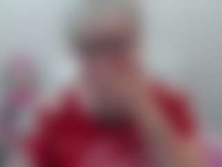 Live cam show with KayleSmoll - Granny Latina on TeamSkeetLive