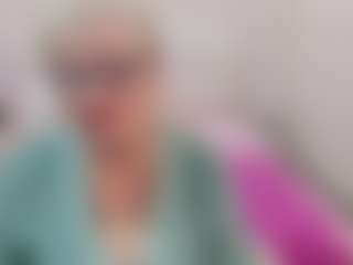 Live cam show with KayleSmoll - Granny Blonde Hair on x69.live