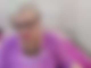 Live cam show with KayleSmoll - Granny Latina on nudelive.tv