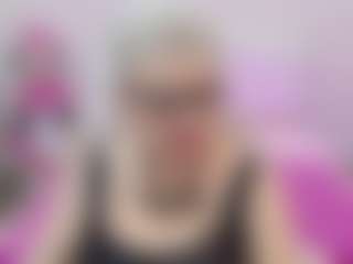 Live cam show with KayleSmoll - Granny Lovense on Camsoda