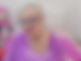 Live cam show with KayleSmoll - Granny Blonde Hair on hornycams.live