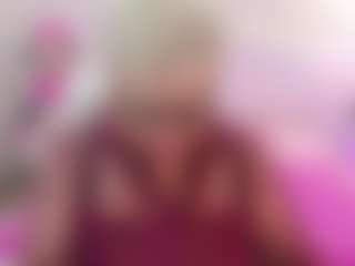 Live cam show with KayleSmoll - Granny Blonde Hair on CamwithHer