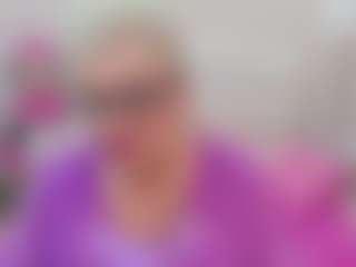 Live cam show with KayleSmoll - Granny Blonde Hair on Camsoda