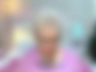 Live cam show with KayleSmoll - Striptease Granny on chickslive.net