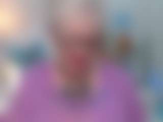 Live cam show with KayleSmoll - Granny Blonde Hair on fapnchat