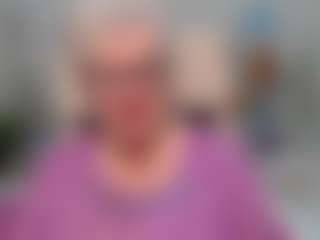 Live cam show with KayleSmoll - Granny Dildo on Adult Interactions