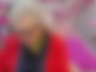 Live cam show with KayleSmoll - Granny on Hubzter Live