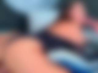 Live cam show with JessicaBannkss - Lactating on SpankPalCams