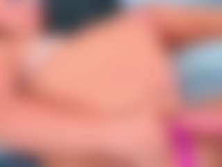 Live cam show with JessicaBannkss - Oil on Camiplay Live