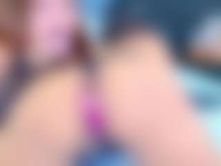 Live cam show with JessicaBannkss - Striptease on Fling VIP Chat
