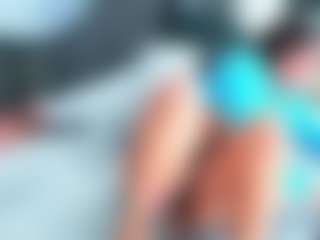 Live cam show with JessicaBannkss - Striptease on Camsoda
