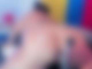 Live cam show with kateortega - Glasses on Big Tits