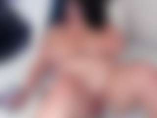 Live cam show with kateortega - Glasses on xheatlive.com