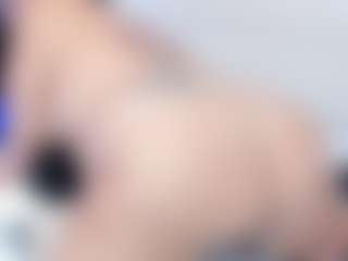 Live cam show with kateortega - Oil on AdultVida.com