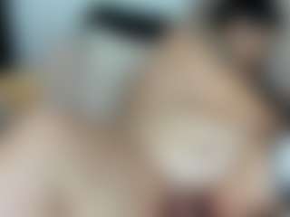 kateortega, modelo webcam MILF transmitiendo en vivo