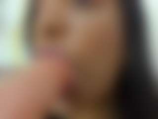 Live cam show with NahirKhan - MILF on live18s.com