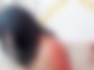 NahirKhan MILF webcam performer live streaming