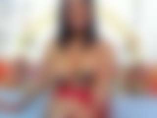 Live cam show with NahirKhan - Mature on milfzrlive.com