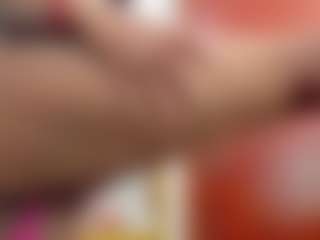 Live cam show with NahirKhan - Bedroom on AdultVida.com