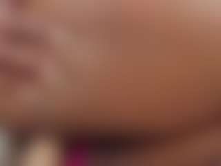 Live cam show with NahirKhan - Athletic Ebony on Camiplay Live