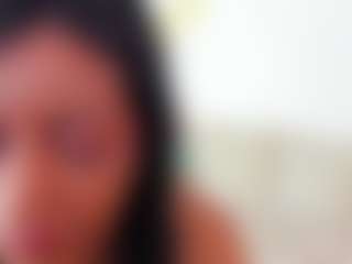 Live cam show with NahirKhan - Ebony MILF on galaxygirlnitro.com