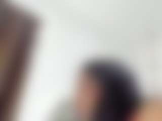 Live cam show with NahirKhan - Ebony Middle Aged on Dare Cams