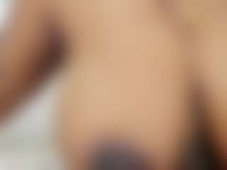 Live cam show with NahirKhan - Ebony MILF on Camsoda